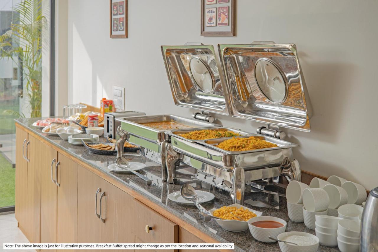Hotel Treebo Premium The Crystal Calcutta  Esterno foto